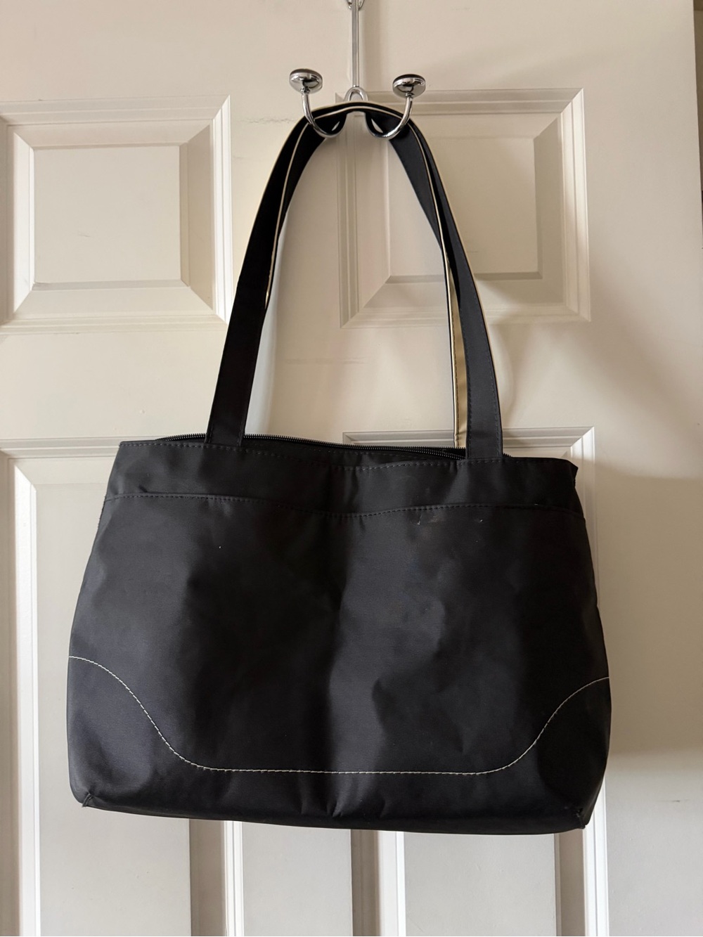 Medela Black Tote Bag with Subtle Stitching